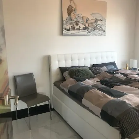 Lejlighed Luxurious With Terrace And Sea View